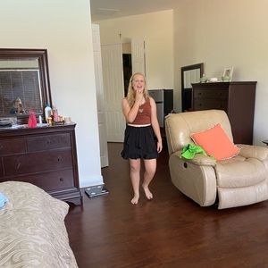 Meet your Posher, Veronica